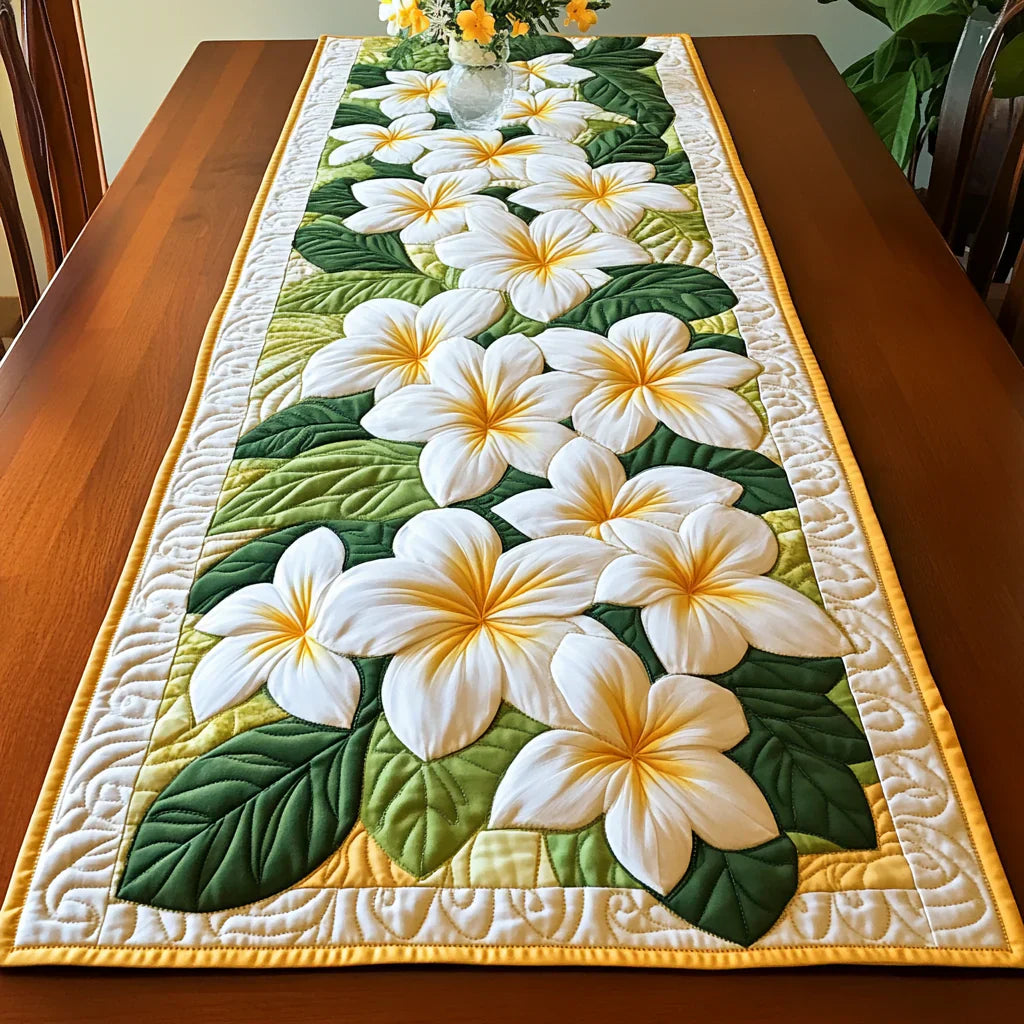Camino de Mesa Acolchado - Flor de Plumeria